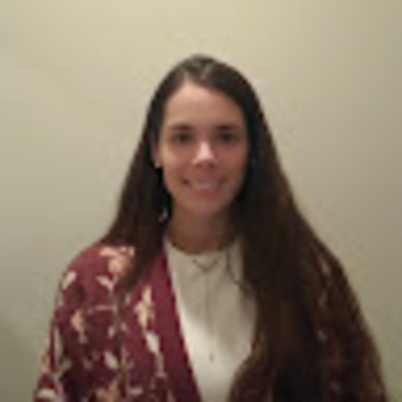 Meet your Posher, Laura - Picture 1 of 1